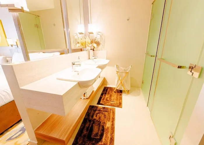 Luxury King Suite, Pool And Stunning Skyline Views Apartamento Manila