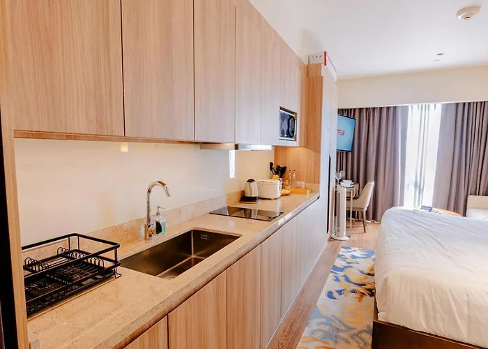 Luxury King Suite, Pool And Stunning Skyline Views Apartamento *