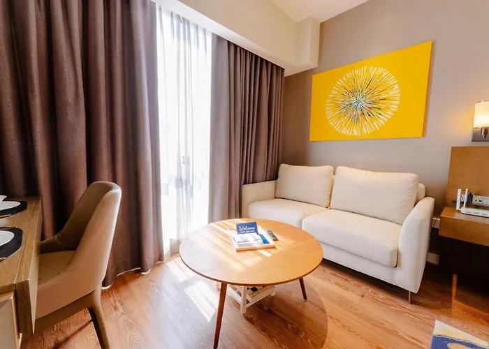 Luxury King Suite, Pool And Stunning Skyline Views * Manila