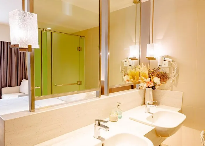 Apartamento Luxury King Suite, Pool And Stunning Skyline Views *